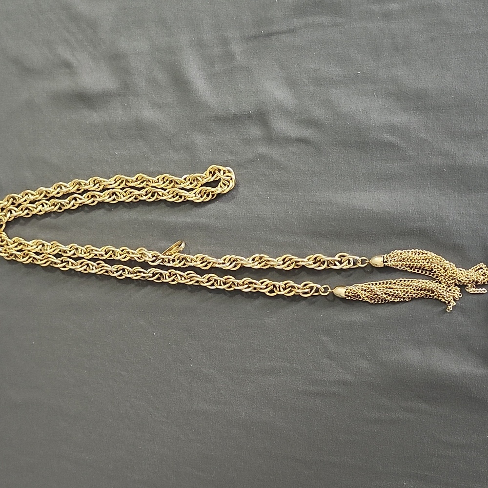 Elegant Gold Chain Necklace